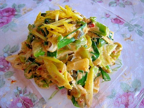 お野菜だけでエビマヨ味♪ニラ葱白菜キムチマヨ炒め